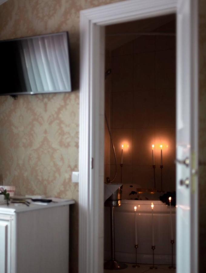 Dubovtsy Hotel Grand Aristocrate מראה חיצוני תמונה