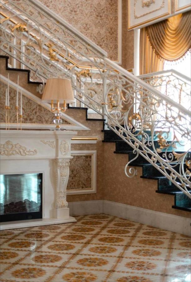 Dubovtsy Hotel Grand Aristocrate מראה חיצוני תמונה